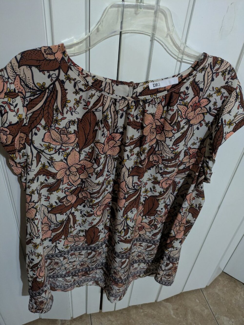 NWOT Beautiful DR-2 Blouse